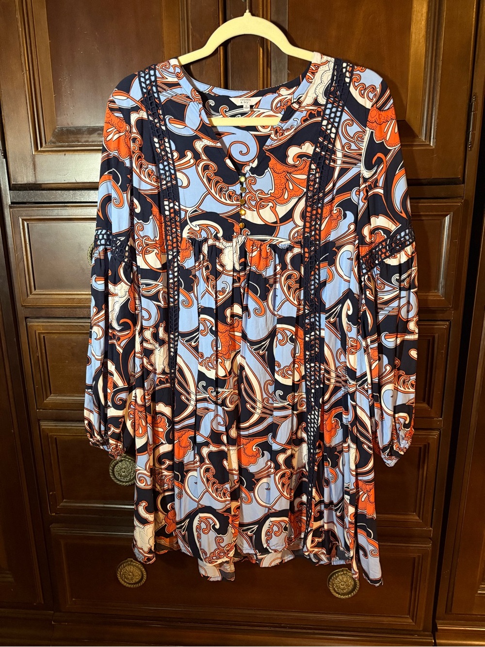 Crown & Ivy medium dress